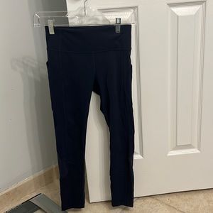 Lululemon Navy Blue cropped leggings